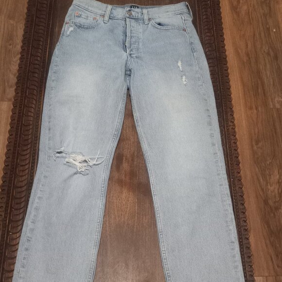 GAP Denim - Gap Jeans Women's 4 / 27 Light Wash Cheeky Straight High Rise Distressed